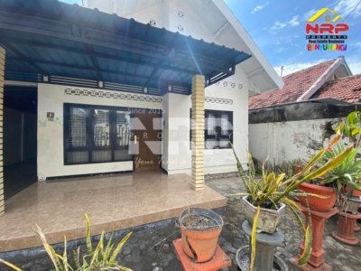 Rumah Klasik Adem di Tamanbaru Banyuwangi – Hunian Nyaman di Tengah Kota