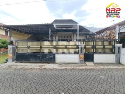 HANYA 10 MENIT DARI STASIUN KOTA BANYUWANGI RUMAH DI TAMANBARU YANG NYAMAN